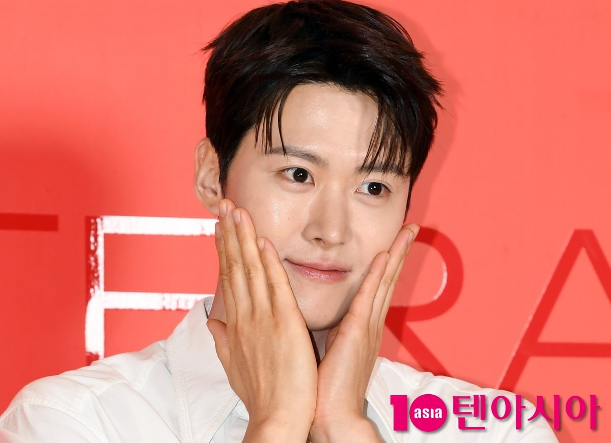 배우 공명이 tvN 새 드라마 '은밀한 감사'를 통해 존재감을 자랑하고 있다./사진=텐아시아DB