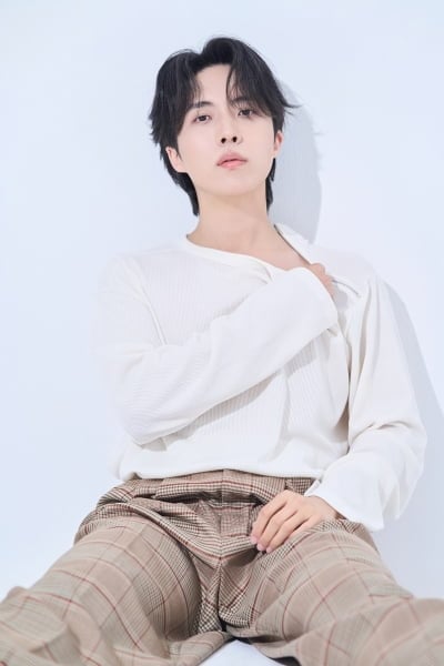 [공식] '32세' 재하, 별사랑 손잡고 벅찬 소식 전했다…새 식구 맞이 "함께하게 돼 기뻐"