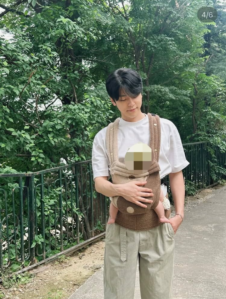 ‘2022년 결혼’ 핱시 김도균, 어엿한 아빠…아기띠 하고 딸바보 인증
