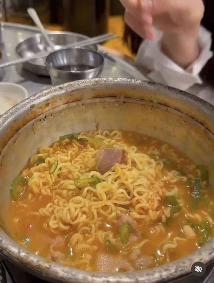 김사랑, 49kg니까 먹어도 괜찮아…라면 추가로 나트륨 폭발