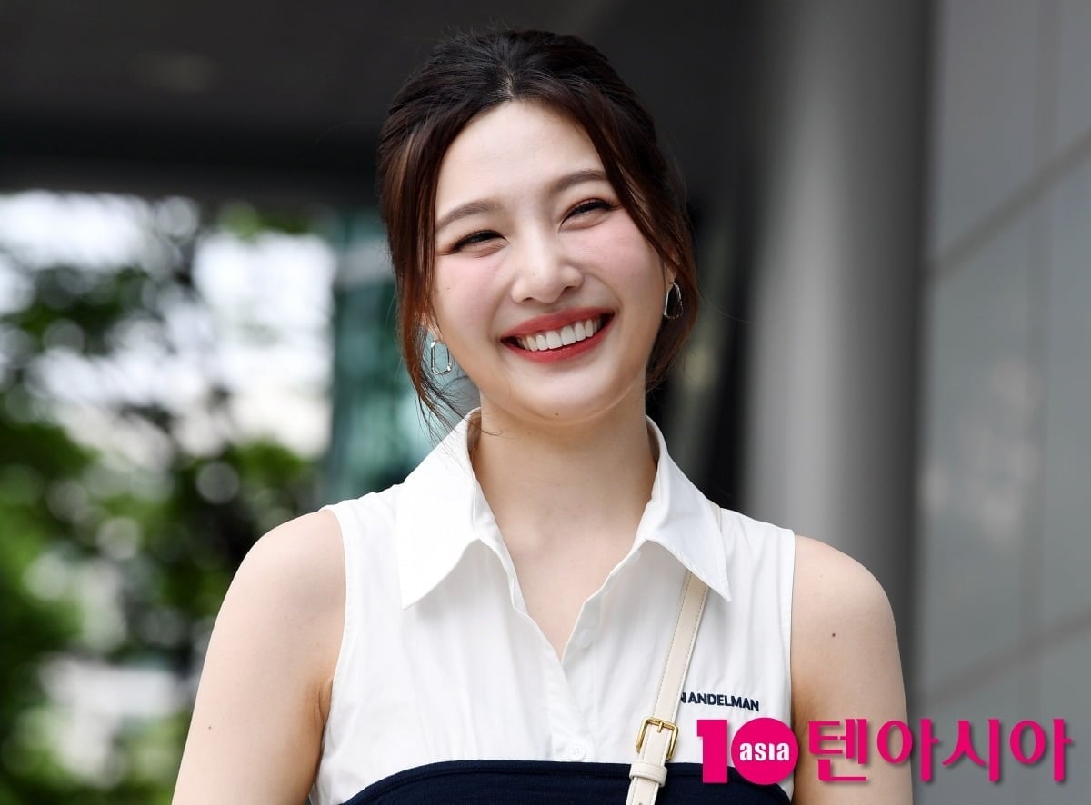 조이가 애견 미용사 자격증에 도전하는 이유를 밝혔다. /사진=텐아시아DB