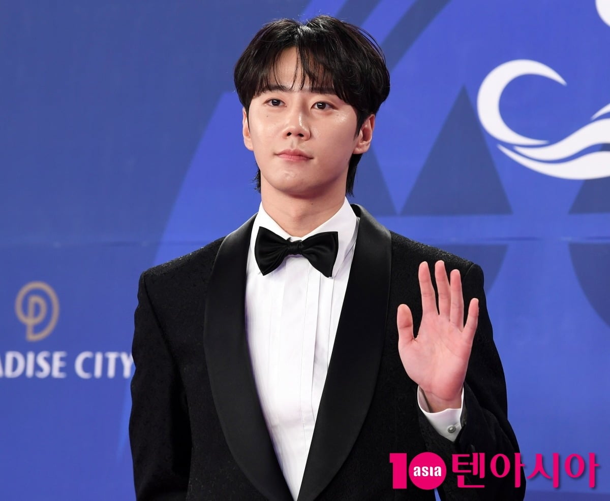 이준영이 취재진 앞에 섰다. / 사진=텐아시아DB