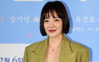 "밥 먹다 침 뱉고 숟가락 던져"…황보라, 2살 子 결국 발달 상담('보라이어티')