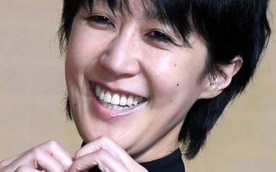 '48세 돌싱' 홍진경, 열애 의혹 불거졌다…"남자 있는 것" 취조 당해 ('소라와진경')