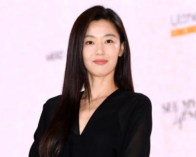전지현, 11년 만에 영화판 돌아온 얘기 꺼낼까