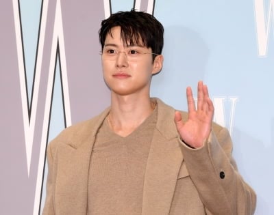 [공식] 공명, 5살 연상 신혜선에게 제대로 업혔다더니 벅찬 소식…7년 만에 '런닝맨' 출연