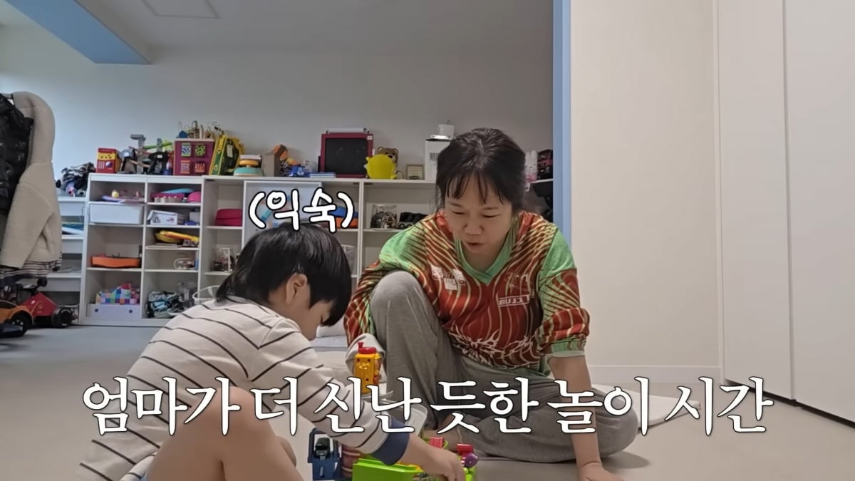 '♥제이쓴' 홍현희, 키즈카페 부럽지 않은 '백화점뷰 압구정家'…"아들 나보다 머리 좋아"