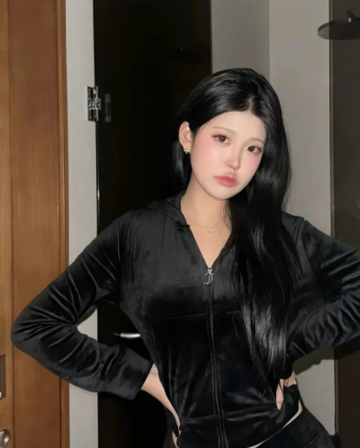 '홍진경 딸' 김라엘, 알고보니 4개 언어 능력자였다…미국 비즈니스 미팅서 동시 통역 ('소라와')