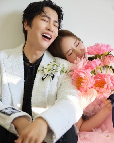 '7살 연상연하' 신지♥문원, 전국민 반대→각종 논란 극복했다…결국 오늘(2일) 웨딩마치