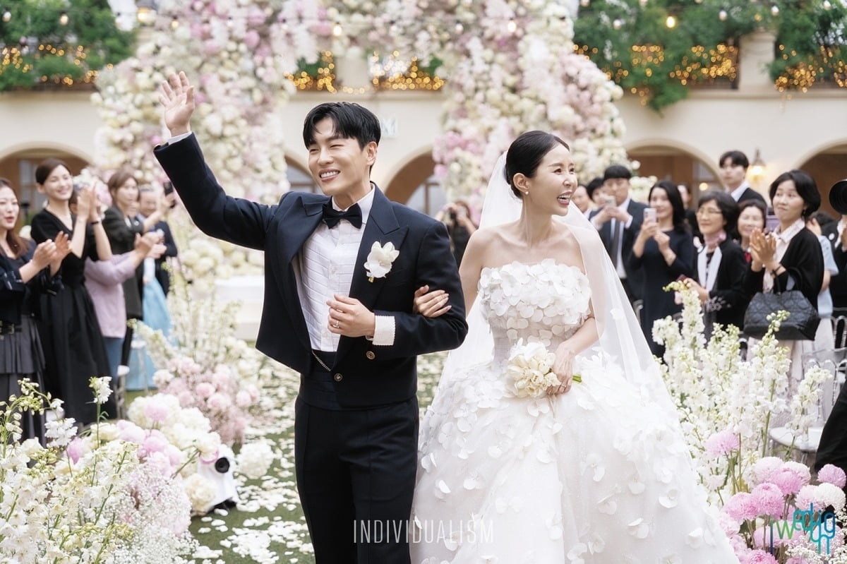 신지, 문원이 결혼식을 올렸다./사진제공=아이웨딩