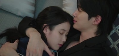 아이유♥변우석, 첫날밤 치렀다…최고 시청률 경신, 계약 결혼 발각 '14.6%' ('대군부인')[종합]