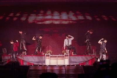 ENHYPEN Kicks Off 'BLOOD SAGA' World Tour with Electrifying Performances