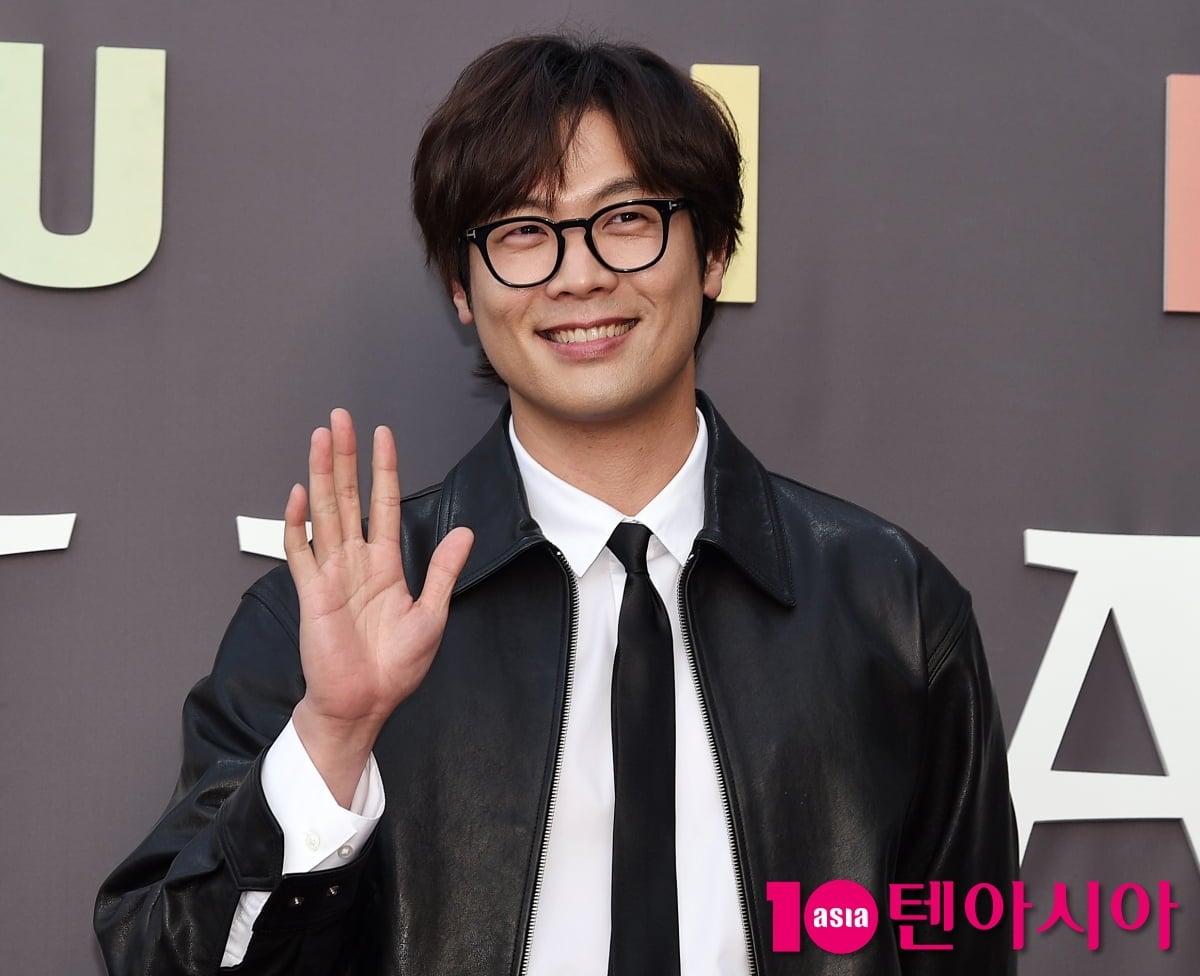 배우 최다니엘이 포즈를 취하고 있다 / 사진=텐아시아 DB