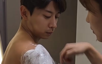 "3년째 문신 제거 중" 곽윤기, 마취크림 바르고 문신 유행 소신 발언