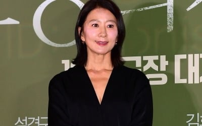 '59세' 김희애, 결국 몸살 앓았다…"사심으로 출연했는데, 후유증 있어" ('봉주르빵집')