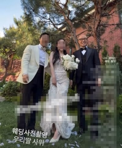 '동성애자 커밍아웃' 홍석천, 55세에 턱시도 입었다…"너무 행복한 웨딩 촬영"
