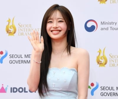 '승리요정' 츄, 대전에 뜬다…9일 한화이글스 시구·애국가 제창