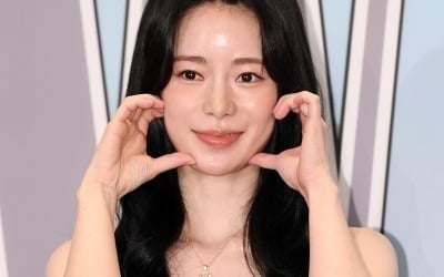 18살 나이차 극복 못한 임지연, 이번에는 연하와 입맞춤…'대군부인'과 정면 대결 [TEN스타필드]