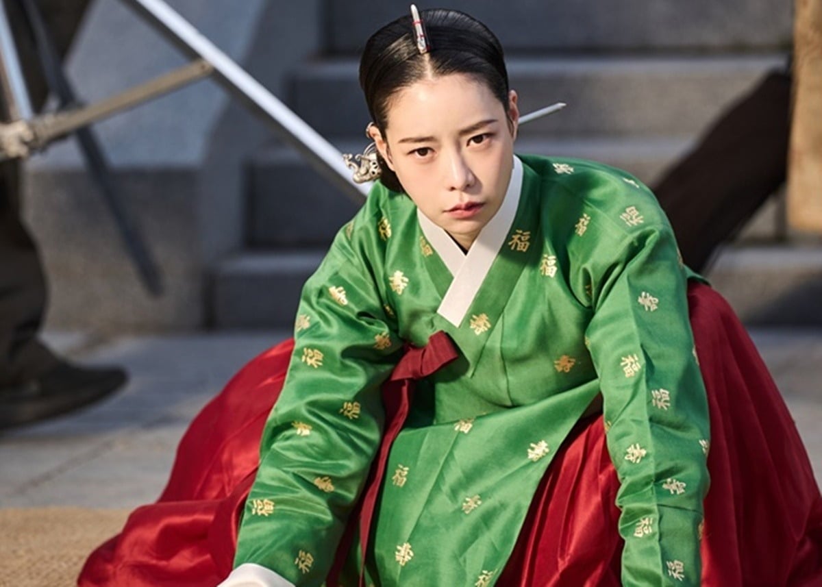 임지연이 사극 촬영장에서 기강을 잡는다./사진제공=SBS 