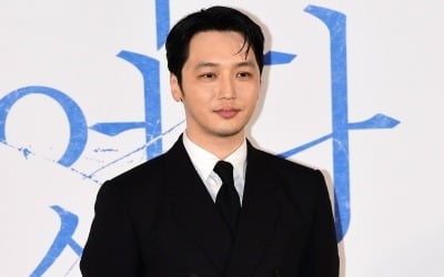 '티파니♥' 변요한, 결혼 4개월 차에 근황 밝혔다…"영화 마치고 개봉 준비 중" [백상예술대상]