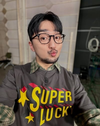 유병재, '9살 연하♥' 공개연애 하더니 점점 잘생겨졌다…인플루언서 여친 의식했나