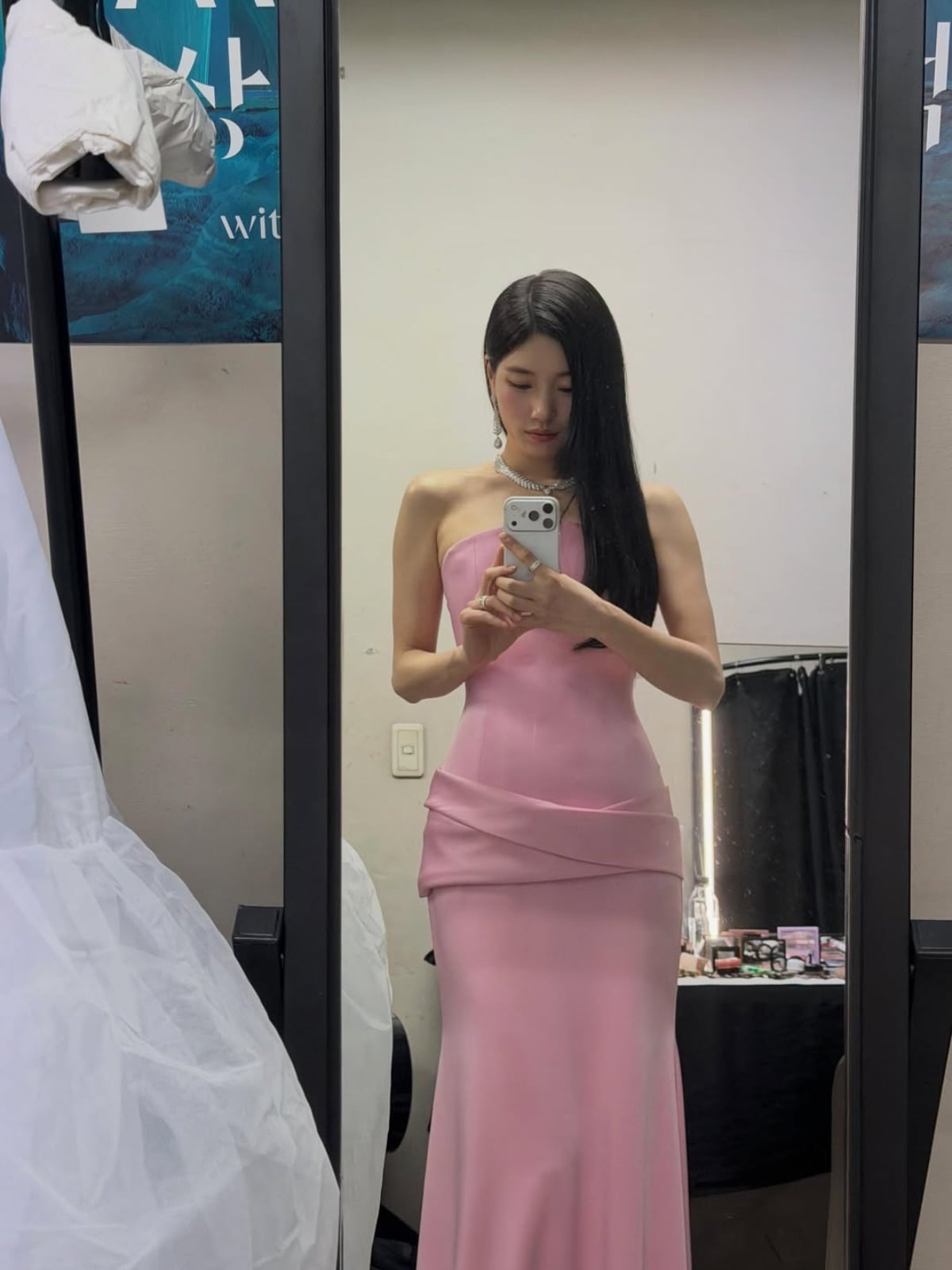 사진 = 수지 인스타그램