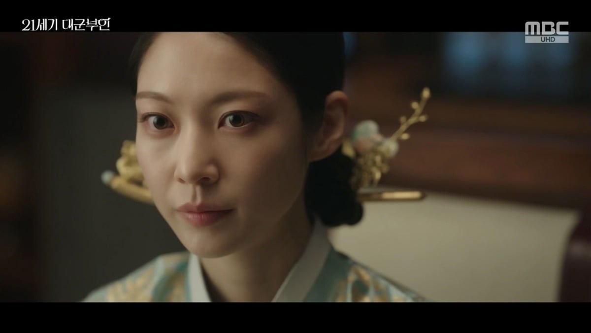 '21세기 대군부인' 공승연이 냉혹한 결단력과 가슴 깊은 상처를 동시에 그려내며 극의 텐션을 정점으로 끌어올렸다./사진=MBC 방송 화면 캡처