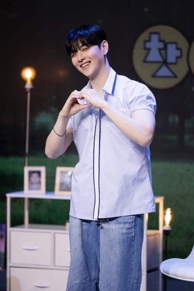 차주완, 찻잔들이랑 함께한 생일파티