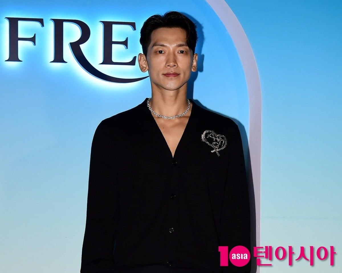 비가 '아니근데진짜'에 출연한다. / 사진=텐아시아DB