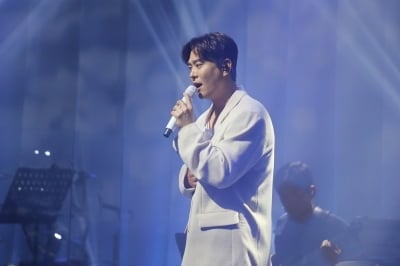"봄 감성 제대로" …김용준, SG워너비→솔로→커버곡까지 '꽉 채운 120분'