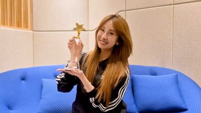 '차세대 트로트 퀸' 전유진 "텐텐 고마워, 좋은 무대 보여줄 것" [TTA-여자 솔로 1위]