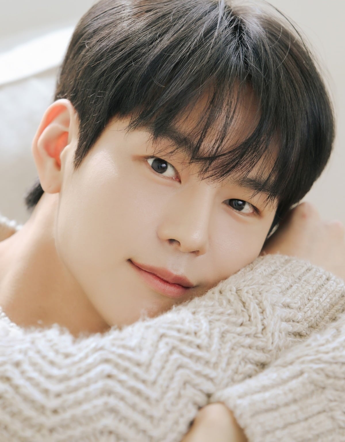 박선호가 연극 무대에서 연이어 강렬한 존재감을 이어간다./사진=엠넷 유튜브 채널 캡처
