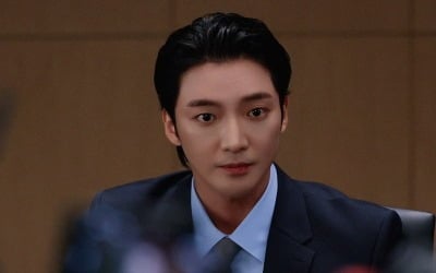 황희, 결혼식서 부케 맞고도 뻔뻔…"의미 없는 키스" 역풍 맞았다('은밀한 감사')