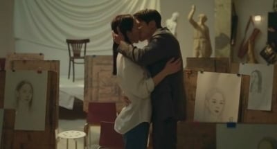 신혜선♥공명, 제대로 사고쳤다…4화 만에 파격 키스신 보여주더니 '최고 11.8%' 기록 ('은밀한')