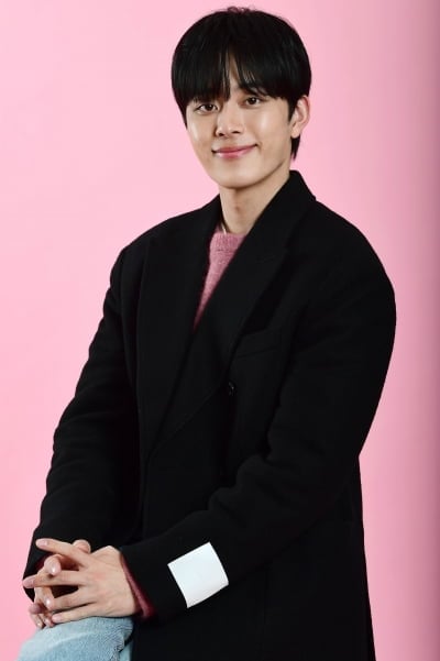 '신은수♥' 유선호, '1박2일' 하차 이틀 만에 '편스토랑' 출격…"김재중 못 하는 게 없어" ('편스토랑')