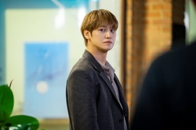 '하이킥'→'에덴의동쪽'·'꽃남' 3연속 초대박 터뜨렸던 남배우…김범, 38살에 꽃미모 자랑 ('오매진')