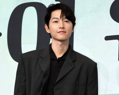 [공식] 송중기, '태후' 이후 10년 만에 KBS 돌아온다…♥로코 상대는 박지현