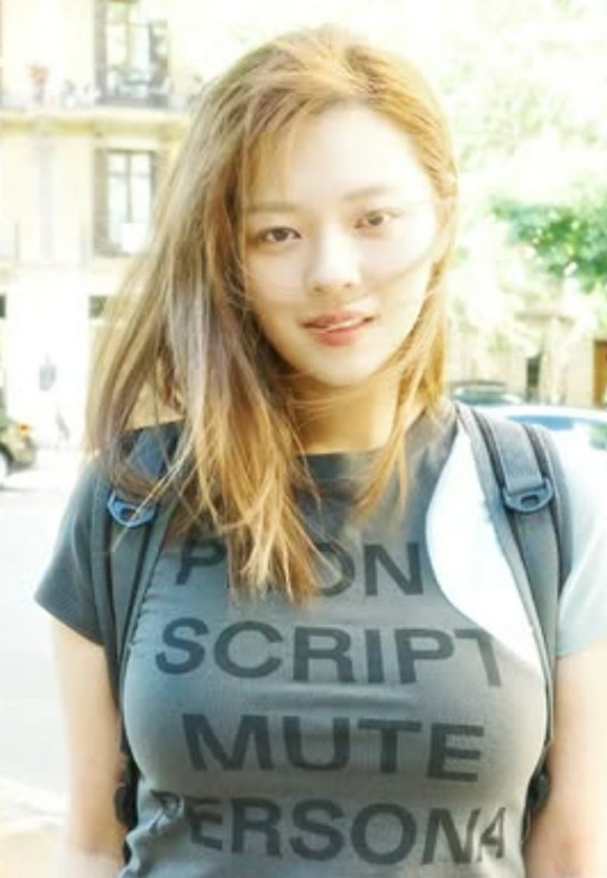 그룹 트와이스 멤버 정연이 지효와 해외에서 자유로운 시간을 즐기고 있는 모습. / 사진=정연 SNS