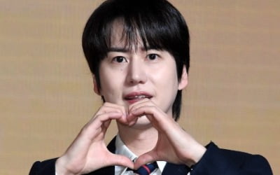 '데뷔 21년차' 규현, 의외의 소식 밝혔다…"뮤지컬 위해 술 끊었다" ('더 시즌즈')