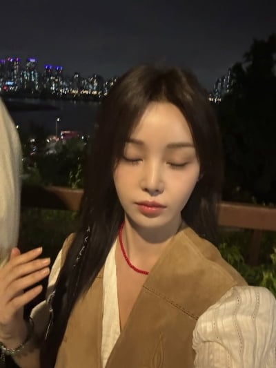 '씨야 컴백' 남규리, 변치 않는 인형 비주얼 '냉동인간'이 따로 없네…멤버 완전체 모였다