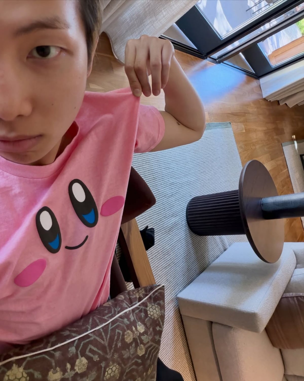 사진 = RM 인스타그램
