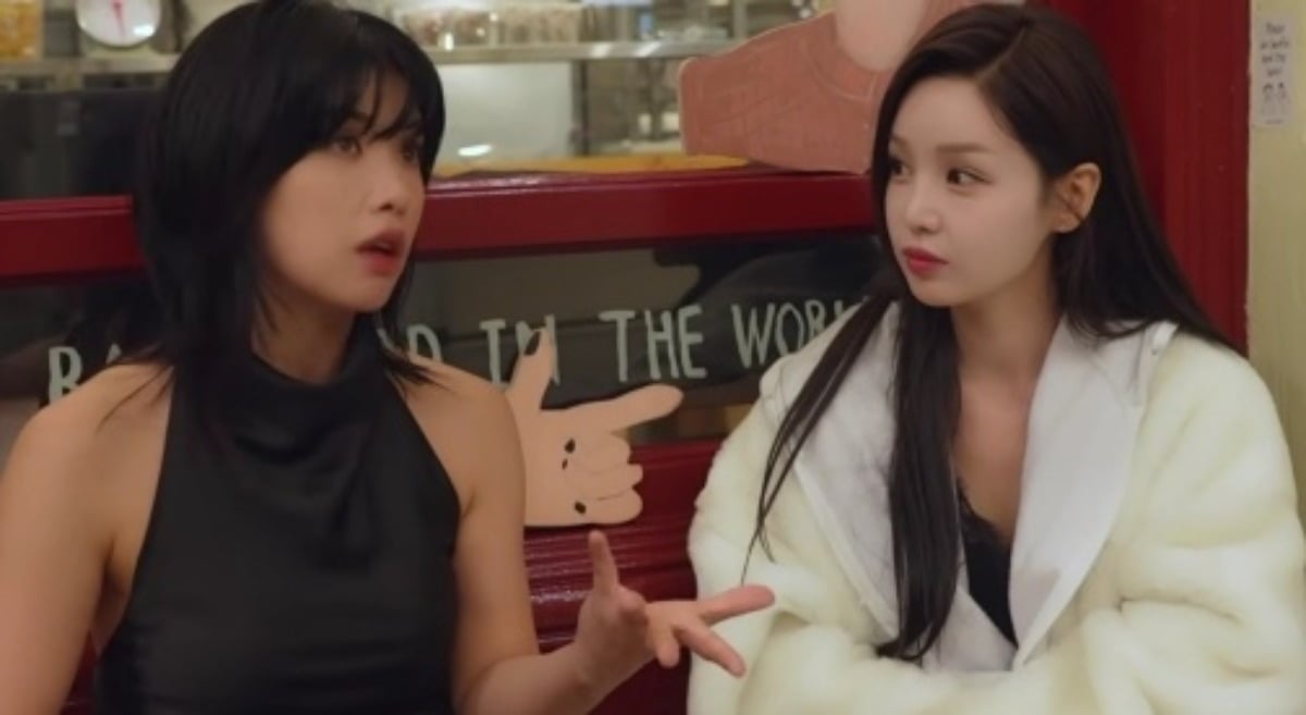 15년 만에 완전체로 돌아온 씨야(SeeYa) 남규리(42)가 신곡 'Stay' 뮤직비디오 촬영 현장을 공개했다./사진=남규리 유튜브 채널 캡처