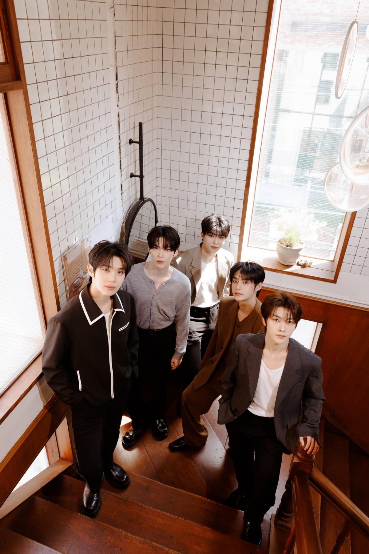 제로베이스원 미니 6집 인터뷰 / 사진 제공=웨이크원