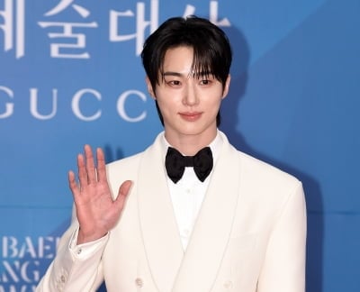 '대군부인' 역사 왜곡 논란 한창인데…변우석, 박지훈도 제쳤다 '배우 브랜드평판' 1위 쾌거