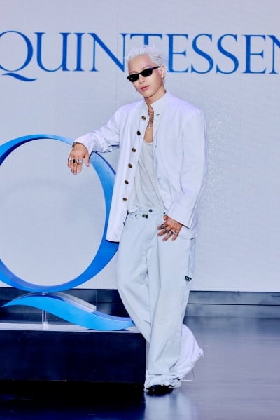 생일에 뜬 태양, 선물 같은 컴백