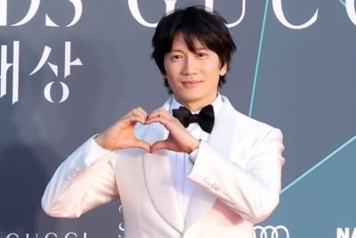 [공식] '이보영♥' 지성, 이번에는 JTBC와 손잡았다…'아파트'로 최고 13.6% 흥행 기세 이을까