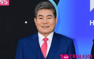 '혈액암 투병' 진성, 성대서 5mm 혹 발견됐다