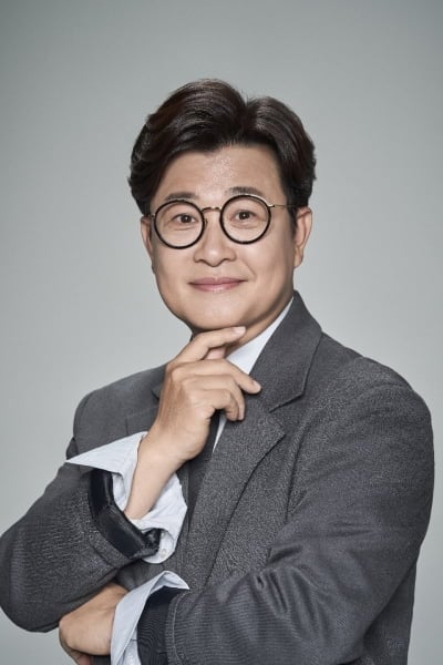 [공식] 김성주, 10년 만에 깜짝 소식 전했다…이승철과 재회 '더 스카웃' 합류