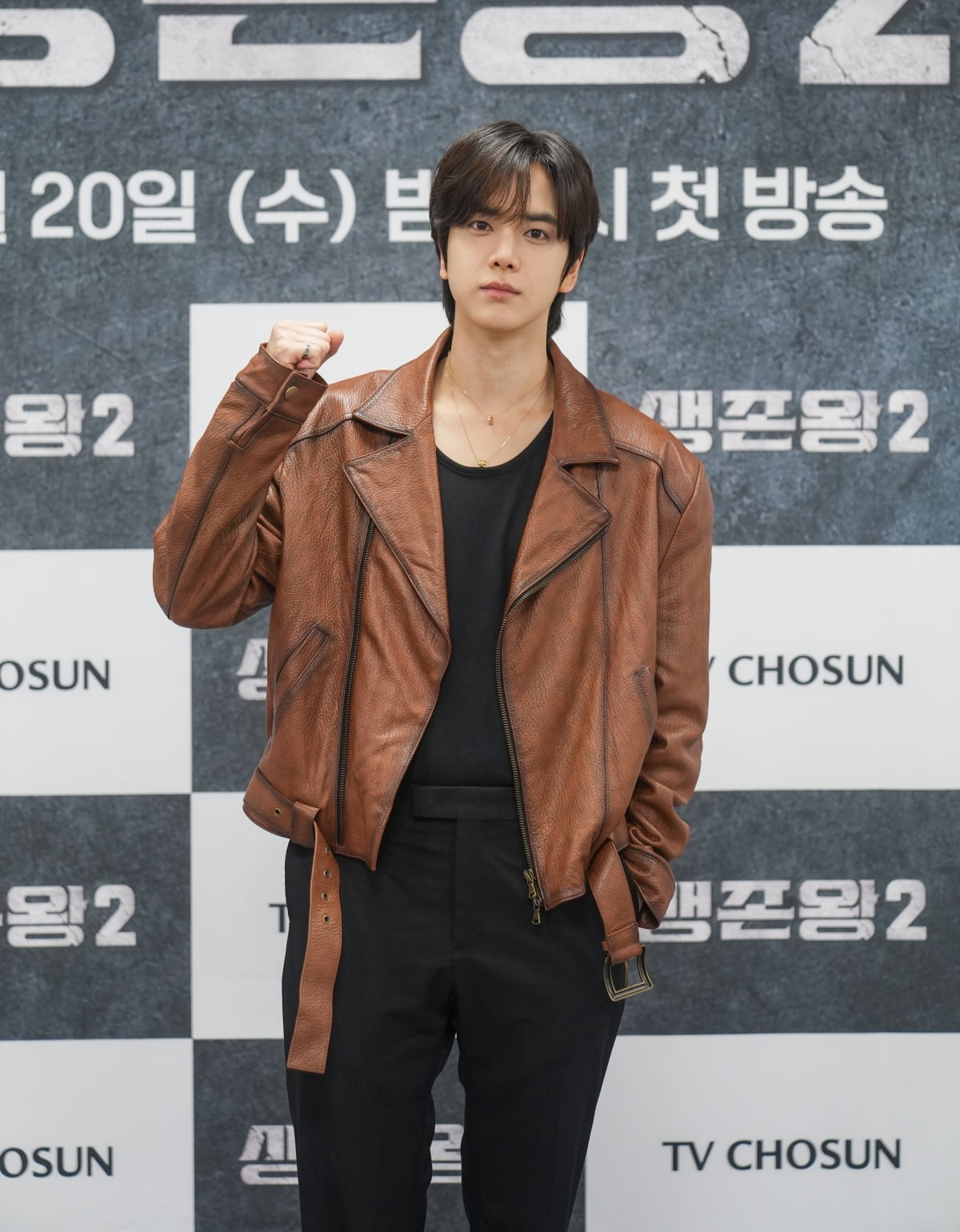 그룹 더보이즈 멤버 영훈이 포즈를 취하고 있다. / 사진=TV조선 '생존왕'