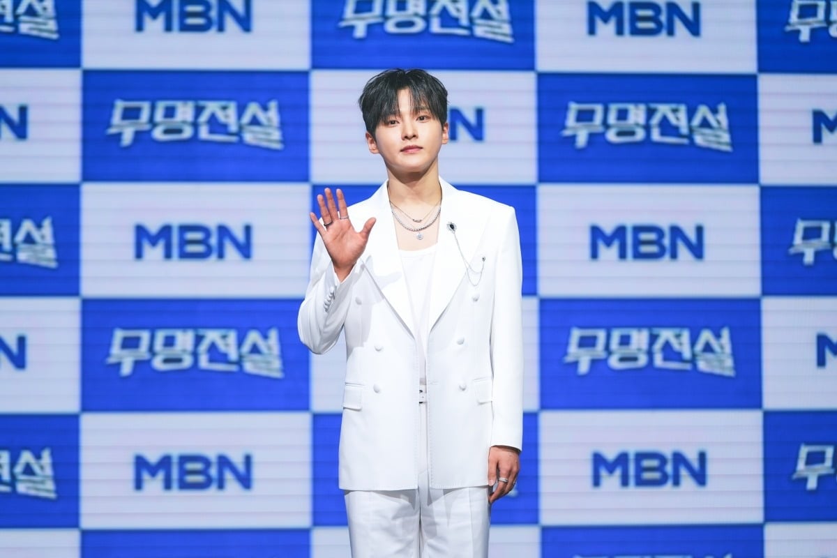 20일 서울 상암동 쇼킹케이팝센터에서 열린 MBN '무명전설' TOP7 기자간담회에서 가수 성리가 포즈를 취하고 있다. / 사진제공=MBN